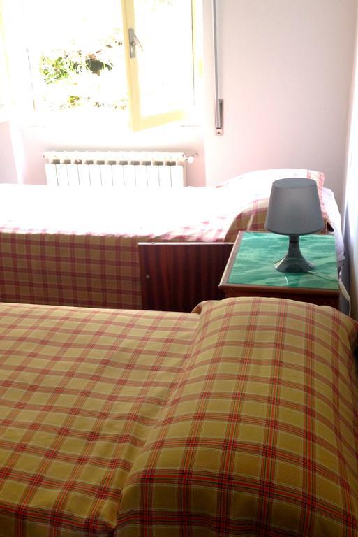 Martino Appartamento Levanto Quarto foto